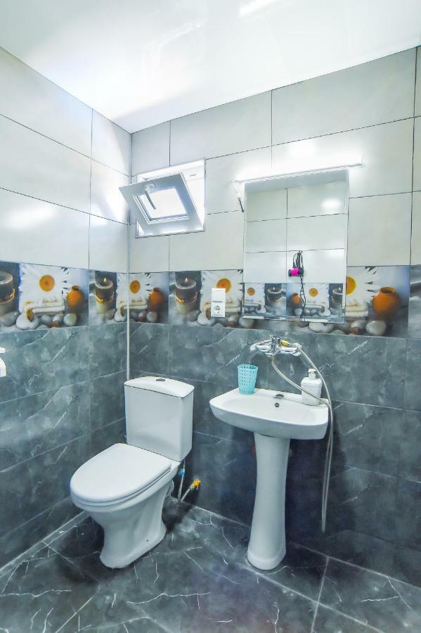 Hotel 9Th Sky Kutaisi Dış mekan fotoğraf